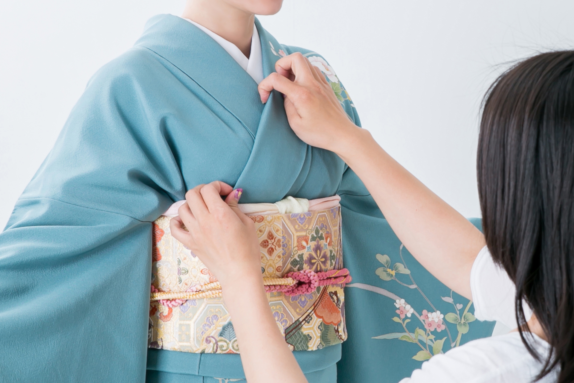 着付けの仕事とは？伝統と美をつなぐプロフェッショナル