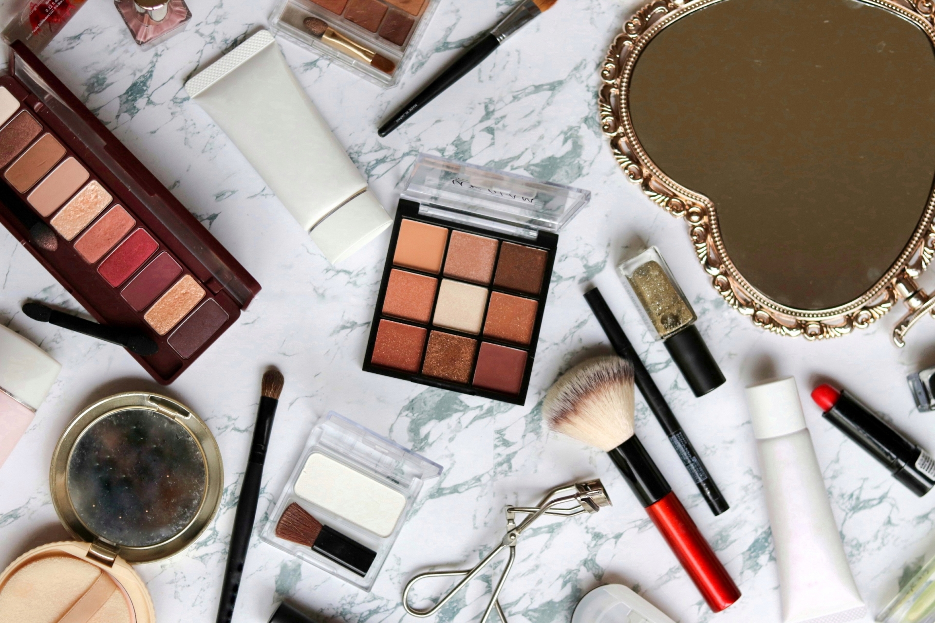 美容カウンセラーとは?美を叶える案内人