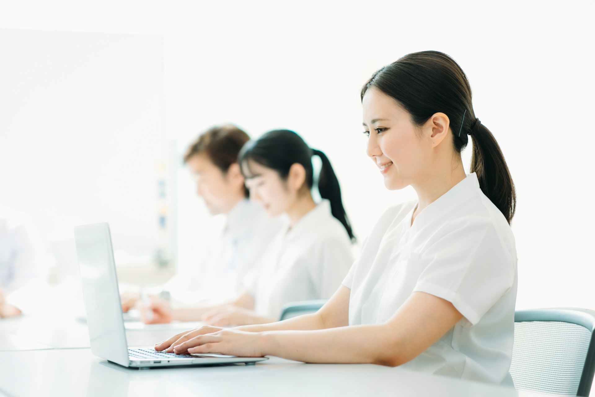医療事務・受付という仕事を徹底解説！数字で見る安定と将来性