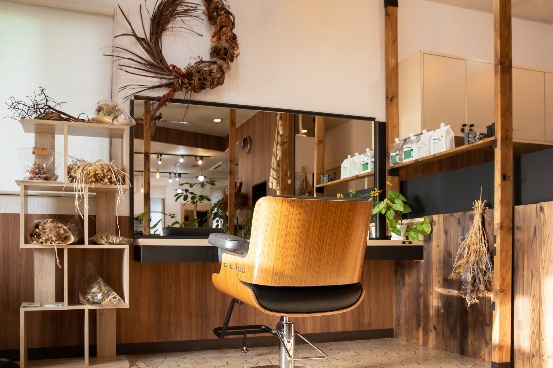 海と街が調和する洗練のエリアで輝く神戸市で美容の仕事をする