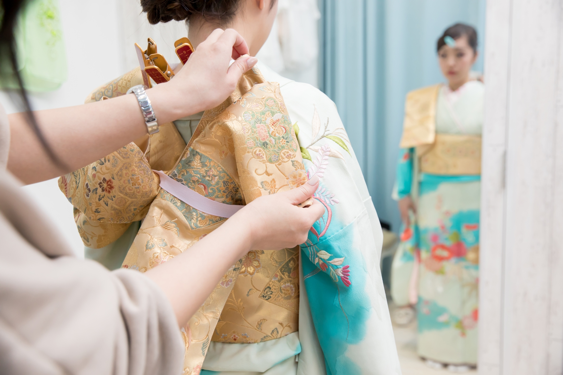着付け師の求人はある?未経験から始めるには